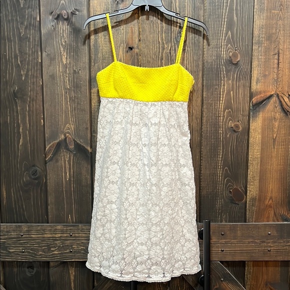 Milly Lace Mini Dress 0 White Yellow Boho Sundress Sleeveless Lined Textured - Picture 1 of 11